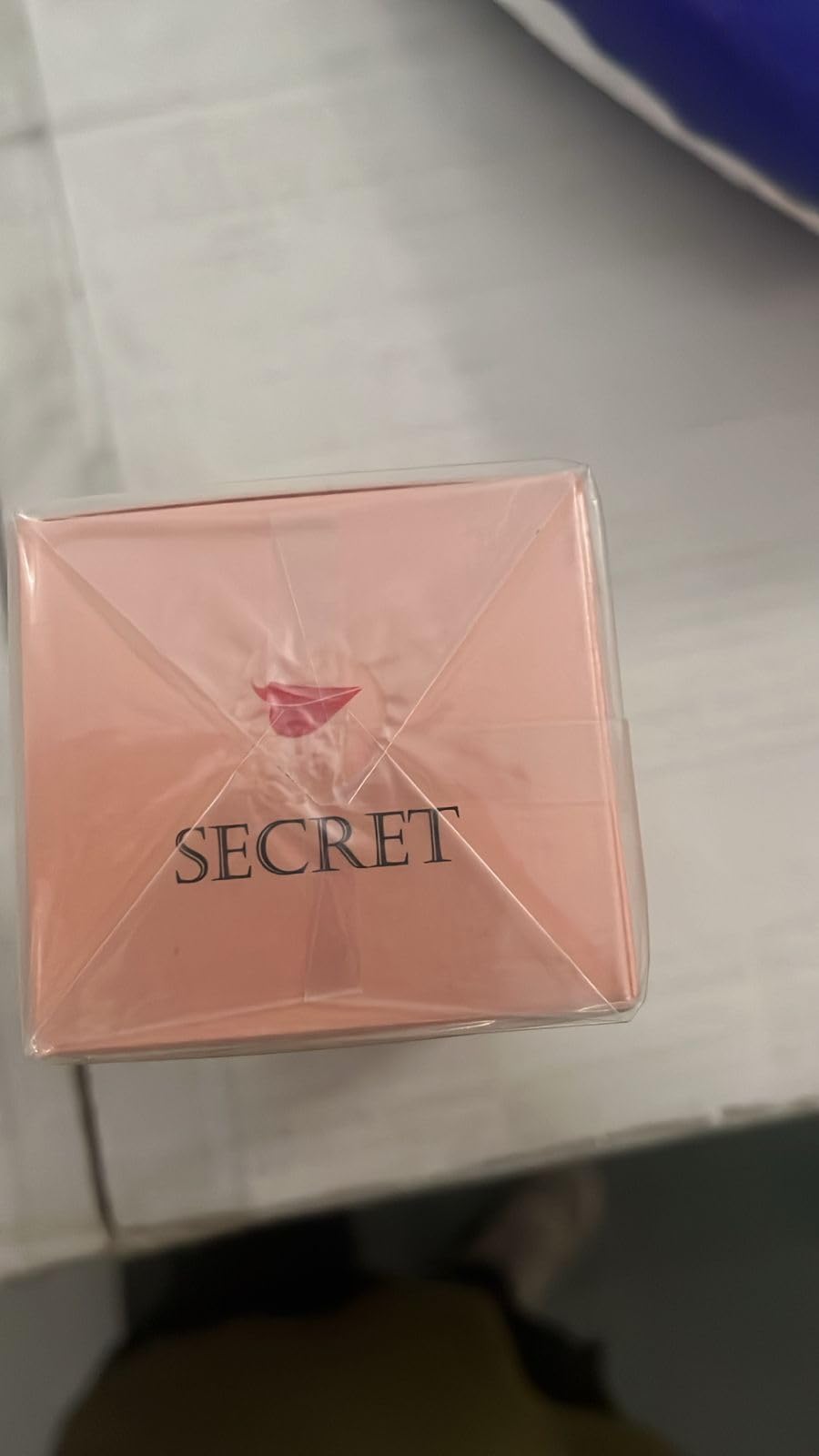 Eau De Parfum 75 ML (2.5 oz) Floral Fruity Q574176