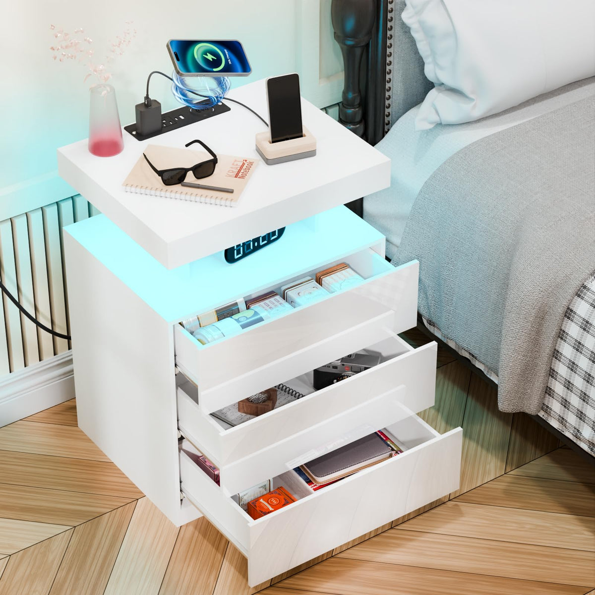White 3 Drawer Nightstand with Wireless Charging Station G50165