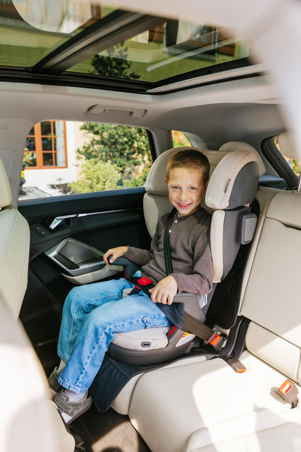 High Back Booster Seat R56119
