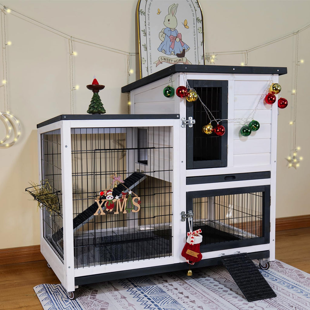 White Indoor Outdoor Rabbit Hutch with Tray H55868